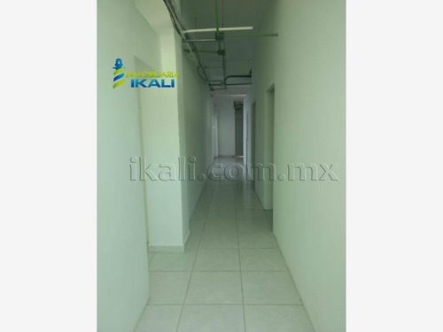 Imagen 7 de 9 de Local Comercial En Renta Del Valle