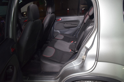 Imagen 13 de 13 de Fiat Uno Sporting | 1.4 Lt - 2019