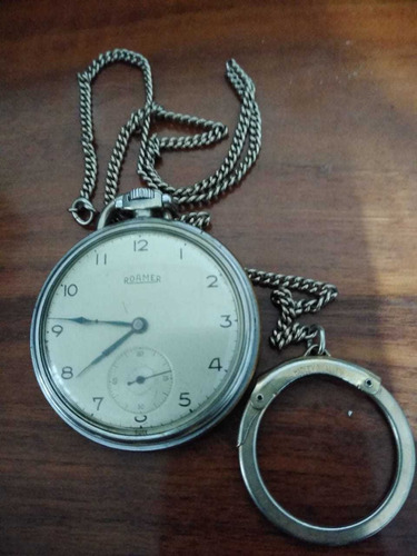 Bonito Reloj De Bolsillo De Cuerda Marca Roamer De Los 40s 