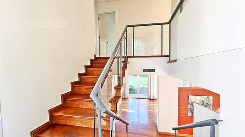 Imagen 19 de 30 de Casa Chalet Con Pileta En Venta - Las Lomas-golf, San Isidro