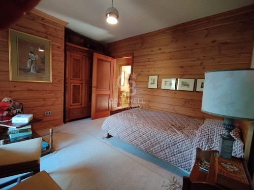 Casa En Parcela En Las Quemas.