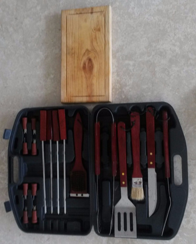 Utensilios Para Parrilla,estuche, Tabla De Picar 18 Pzas