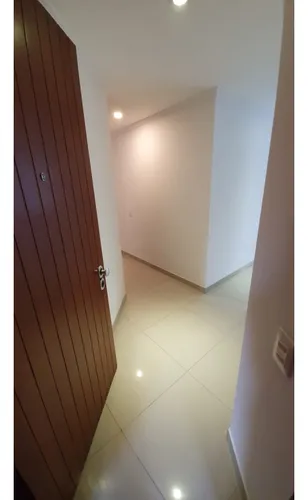 Venta Apartamento Salitre 86 Mts, Piso 2, Garaje, 4 Hab, 3 Baños