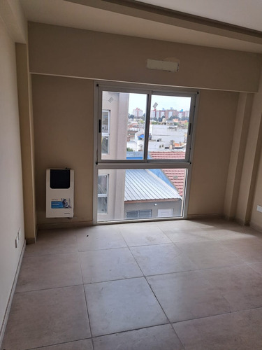 Venta De 3 Deptos. De 2 Amb. A Estrenar! , 40 M² U$s 65.000 / Y De 48 M² U$s 68000