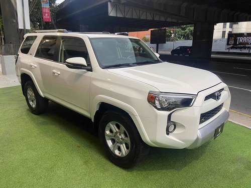 Imagen 2 de 14 de Toyota 4runner 4x2 2019