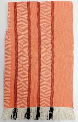 Imagen 2 de 6 de Poncho Artesanal Rombos Naranja