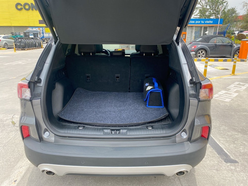 Imagen 24 de 25 de Ford Escape Titanium Hev