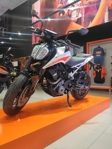 Ktm - Duke 390 | No Yamaha, No Honda, No Z400, No Kawasaki