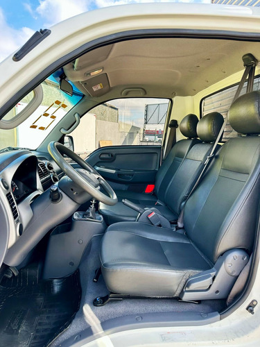 Kia Bongo 2.5 K2500 4X2 Rs Turbo S/ Carroceria 2P