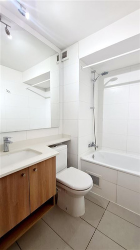 Departamento En Venta De 2 Dorm. En Vitacura