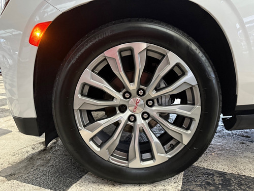 GMC Yukon 6.2 Denali 8 Vel Awd At