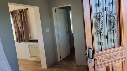 Casa En Venta - 3 Dormitorios 3 Baños - Cocheras - 2.125mts2 - Poblet, La Plata