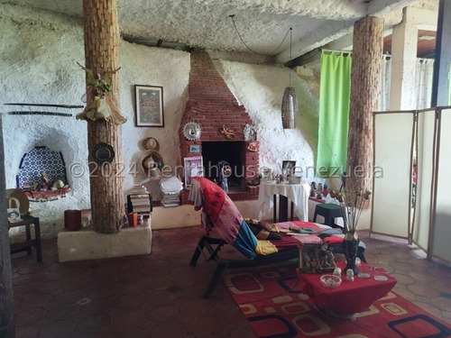 Ana Torres. Casa En Venta 2417736 En Sabaneta