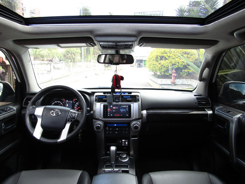 Toyota 4Runner 4.0 Sr5 Fl 7psj