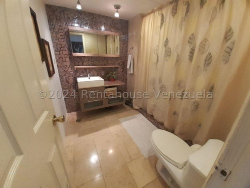 Venta De Apartamento En La Avenida Aldonza Manrique Playa Ángel Pampatar