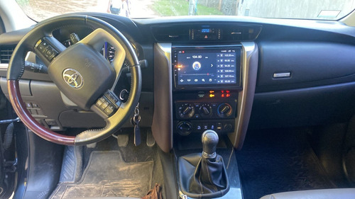 Toyota SW4 2.8 Sr 177cv 4x4