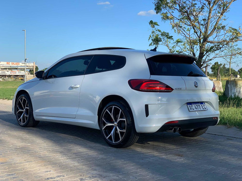 Imagen 3 de 6 de Volkswagen Scirocco 2018 2.0 Tsi Gts 211cv Dsg