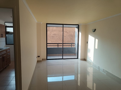60m2, Remodelado 2d+2b, A Dos Cuadras Metro Repubublica