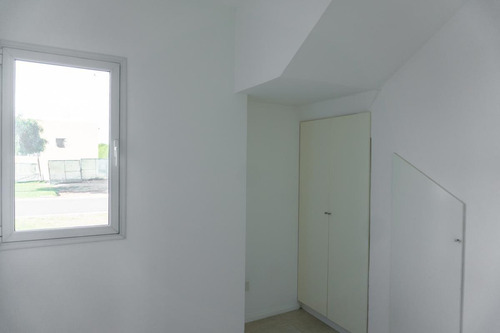 Imagen 4 de 27 de Venta, Casa, El Canton, Barrio Norte, Lote Al 100