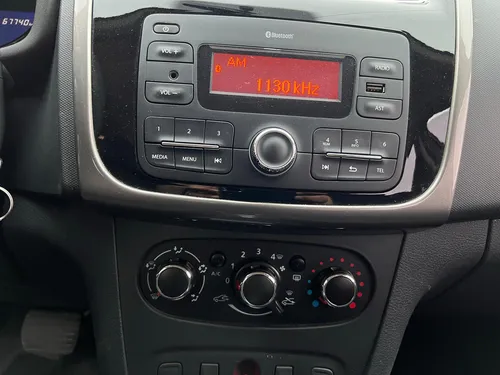 Renault Logan 1.6 Automático version Life+ A.A