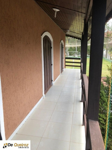 Imagem 4 de 7 de Amanda. Casa No Embu Guaçu Linda