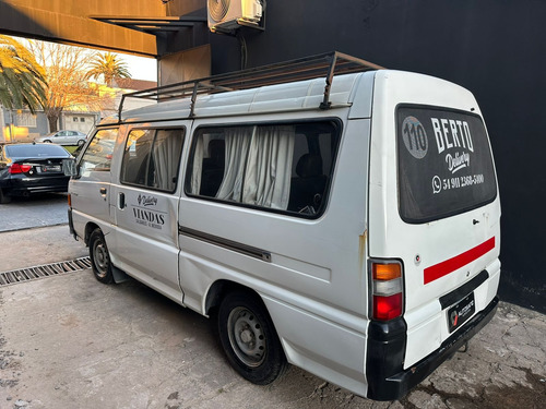 Mitsubishi L300 2.5 Minibus