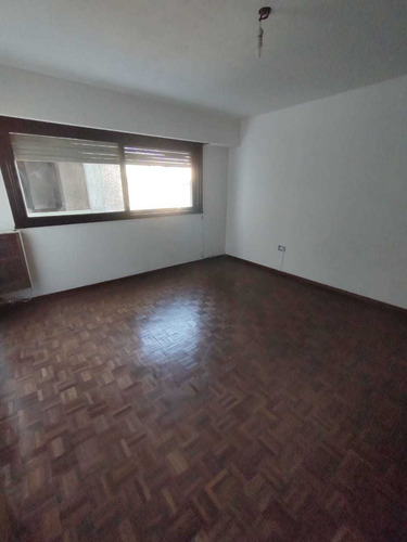 Imagen 6 de 13 de Departamento Venta Monoambiente Centrico Avenida 7 Amplio !!
