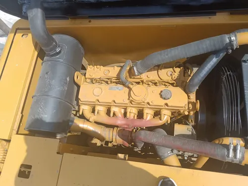 Excavadora Caterpillar 320 D2 Modelo 2014