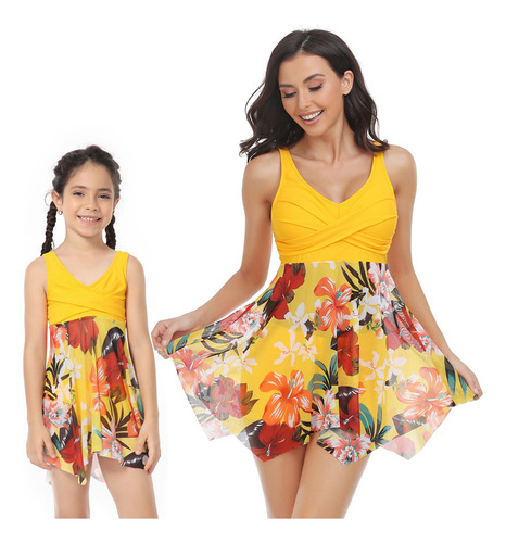 Conjunto De Dos Piezas Con Falda De Malla Para Traje De Bañ