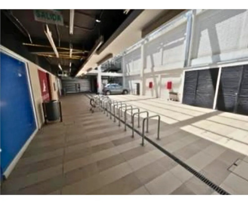 Arriendo Local Comercial, Parque Almagro, Santiago