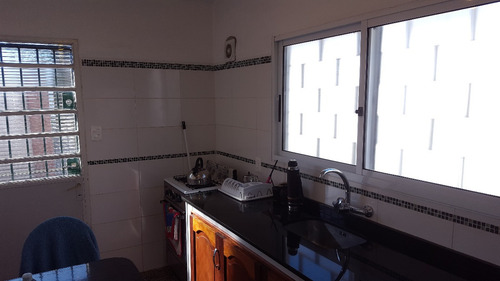 Imagen 4 de 15 de Dueño Vende Excelente Casa Y Dos Apartamentos C/ Cocheras En Zona Cno. Maldonado Y Libia