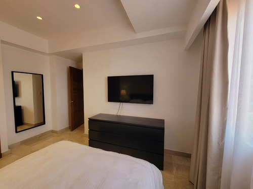 B241 - Piantini | Apartamento Amueblado En Alquiler En Santo Domingo | 2 Habitaciones | $1,500 Usd | #foxpiantini