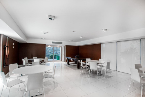 Imagen 29 de 30 de Torre Topacio · Venta · 2 Ambientes · Cochera · Piso Alto Muy Luminoso