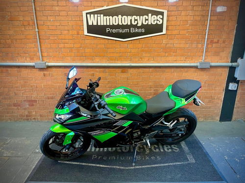 Kawasaki Ninja 300