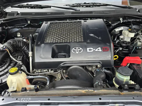 Toyota Fortuner 3.0 Srv D-4d 4x4