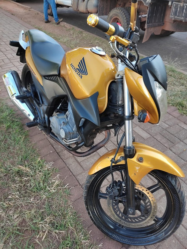 Imagem 4 de 6 de Honda 2010