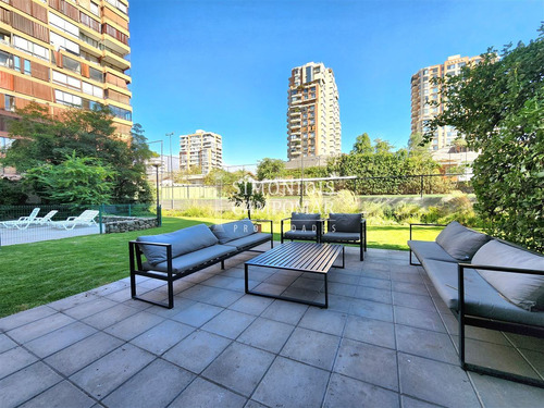 Departamento En Venta De 4 Dorm. Las Condes Av. Colón