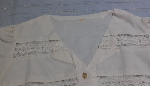 Antigua Blusa De Hilo Y Encaje Hecha A Mano (Usado)