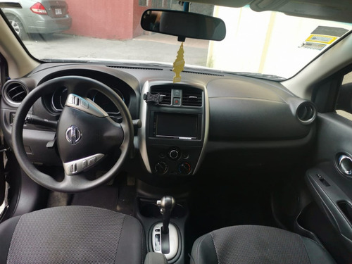 Imagen 9 de 10 de Nissan Versa 2015