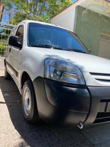 Peugeot Partner 2016 1.6 Hdi Furgon Presence Aa