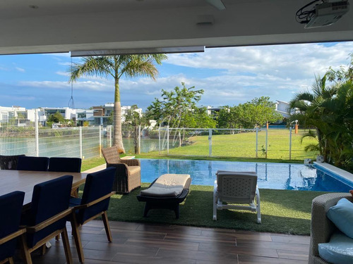 * Casa En Venta, Lagos Del Sol Cancun