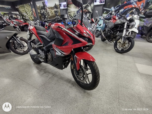 Imagen 8 de 10 de Bajaj Rouser Rs 200