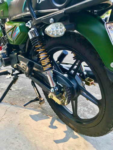 Imagen 8 de 15 de Moto Bera Br-150 Color Verde