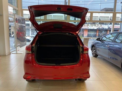 Imagen 15 de 17 de Toyota Yaris 5p Xls Pack Cvt My 2023 Reserva De Cupo Mr