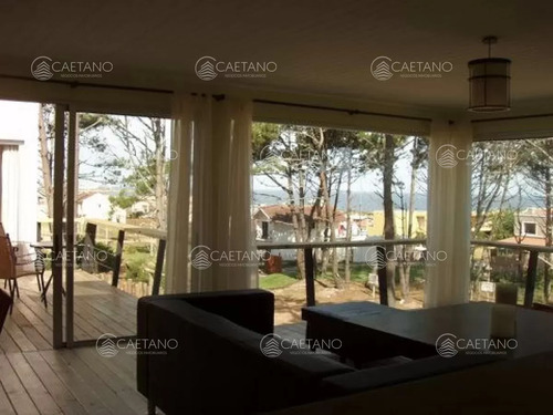 Venta Casa 5 Dormitorios Montoya La Barra
