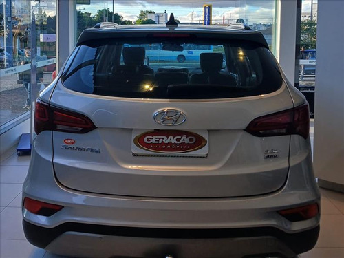 Hyundai Santa Fe 3.3 Mpfi 4x4 7 Lugares v6 270cv