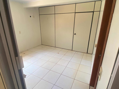 Imagen 15 de 22 de Casa En Naranjito