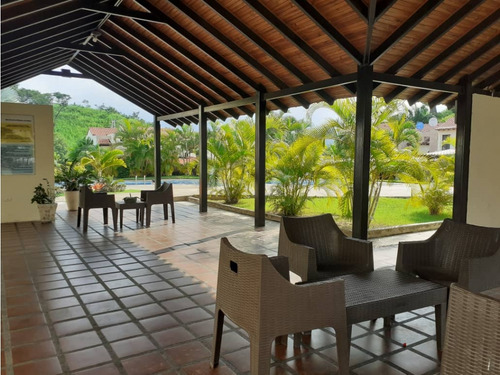 Townhouse En Venta En Tazajal En Altos De Monte Alegre Mc-8370692