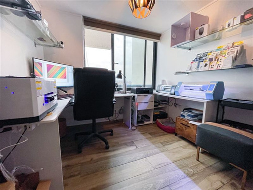Departamento En Venta De 3 Dormitorios. En Las Condes
