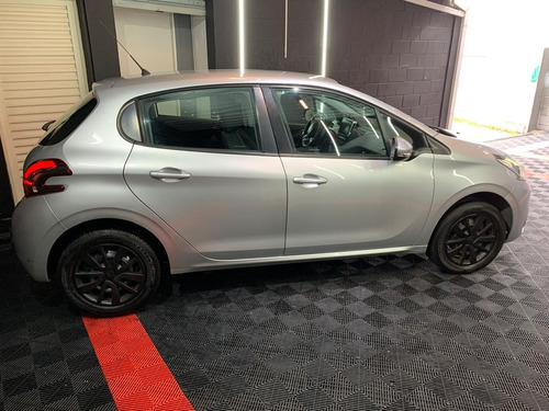 Peugeot 208 Active 1.2 Flex 12V 5p Mec.